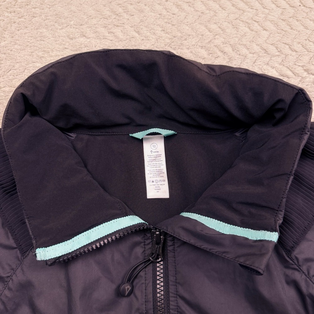 Ivivva By Lululemon Girls Speed Ahead Black Windbreaker Jacket SIZE 12 Hooded - Picture 2 of 9